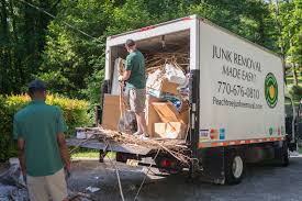 Best Attic Cleanout  in Lewisville, WA